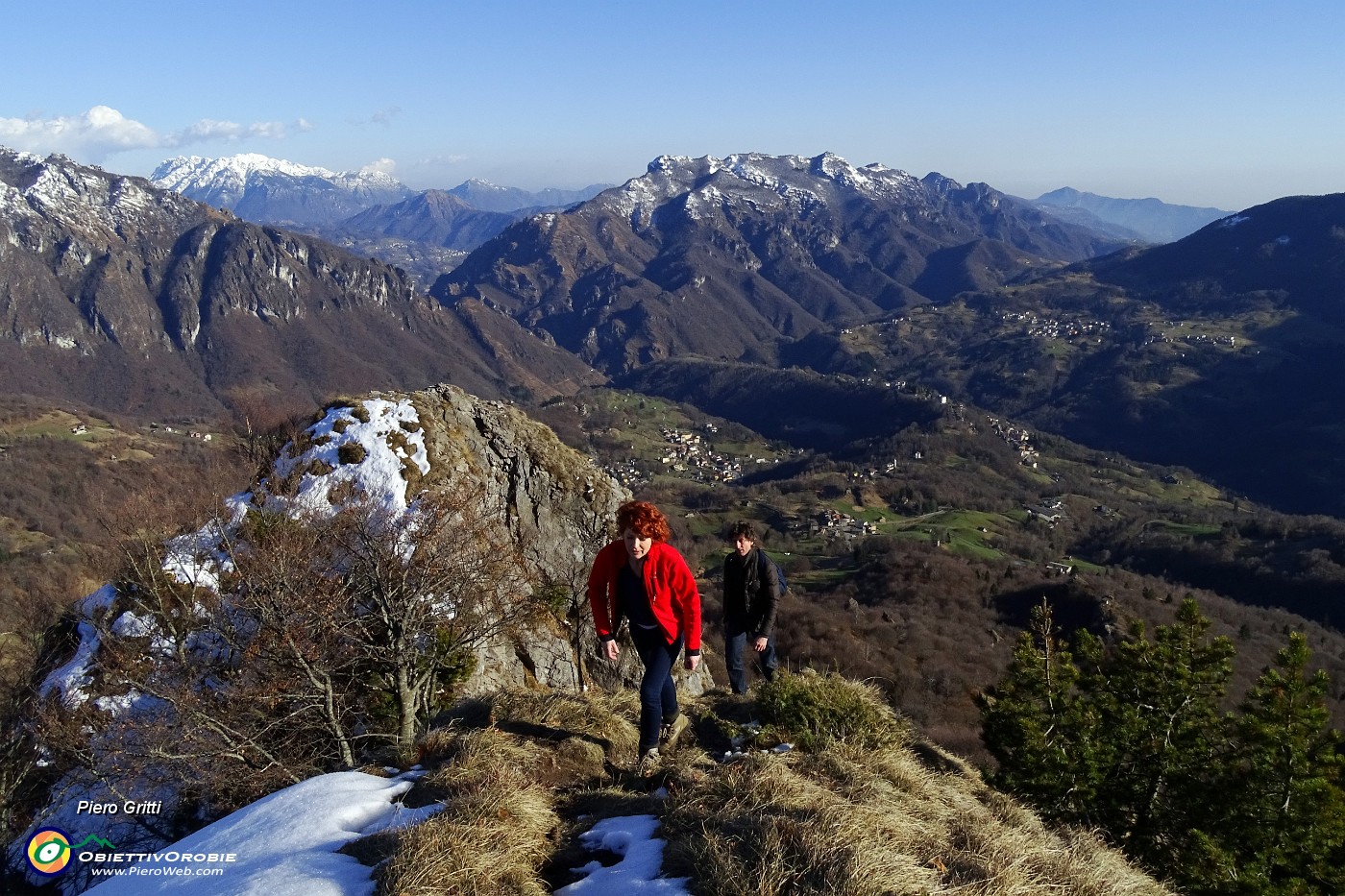 41 Cresta panoramica sulla Val Taleggio.JPG -                                